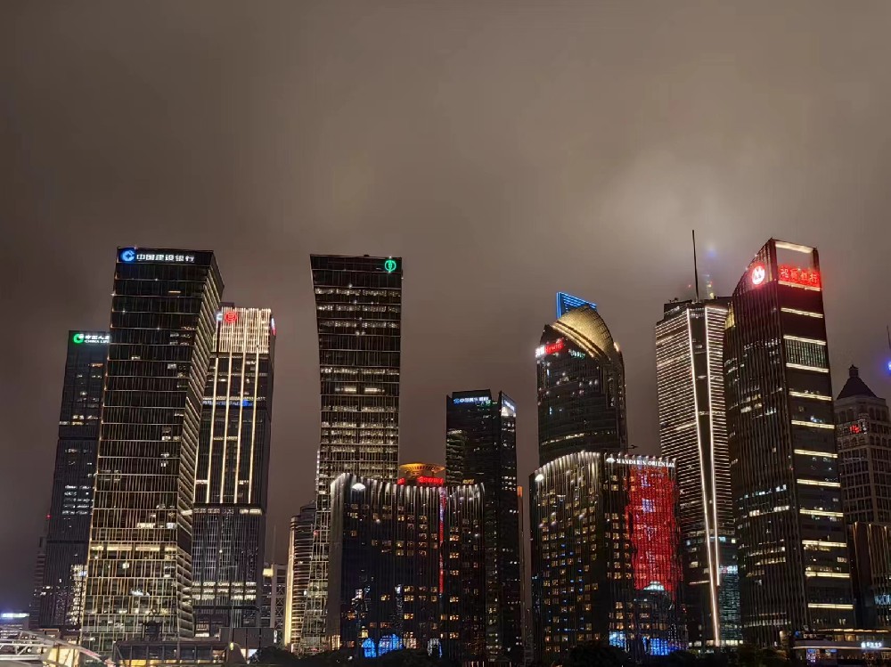Urban flood lighting